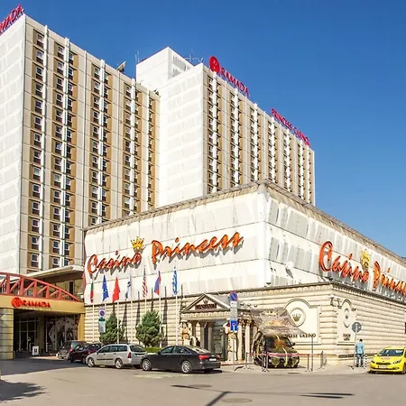 Ramada By Wyndham Sofia City Center-2